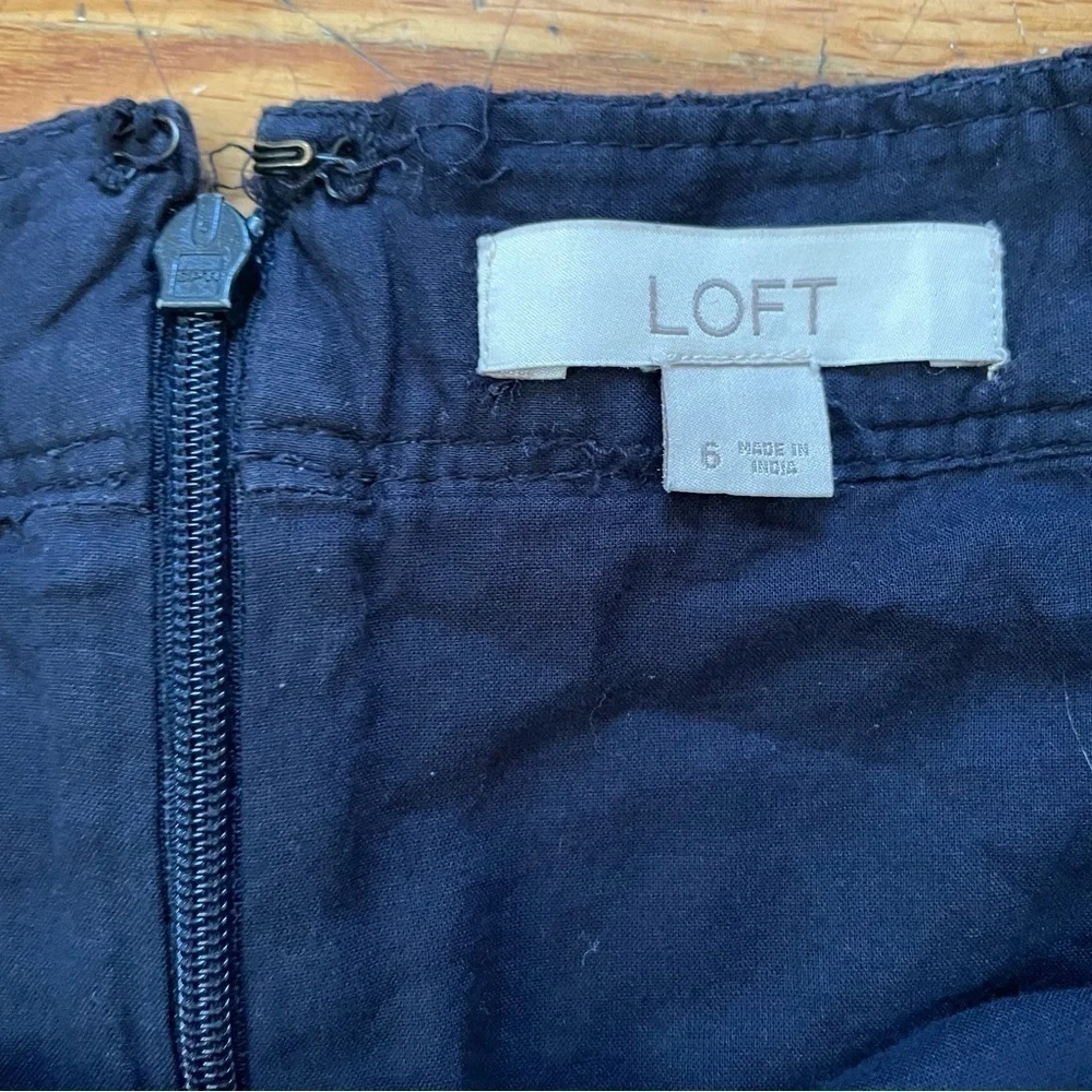 Loft Navy Eyelet Skirt Size 6